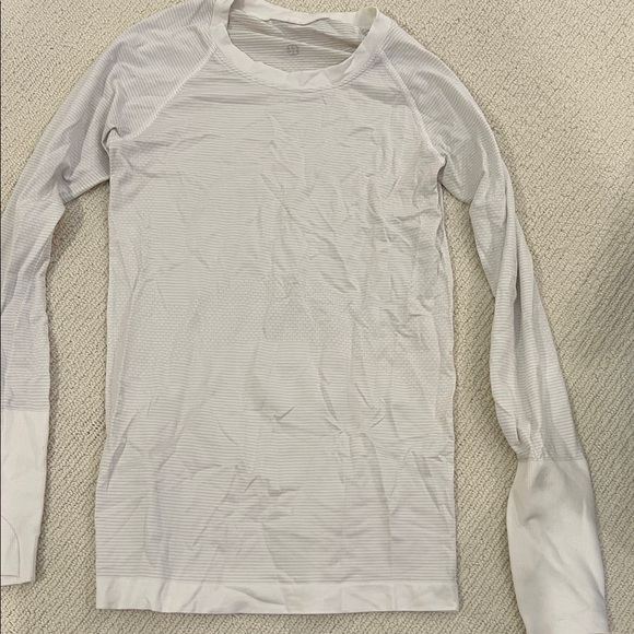 White Long Sleeve Shirt gray and white striped lulu lemon - Picture 1 of 4
